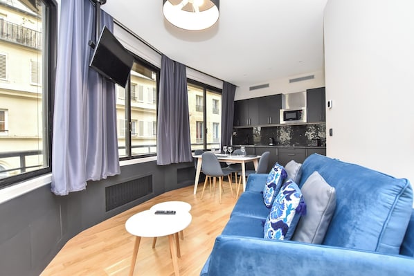 Apartment | Living area