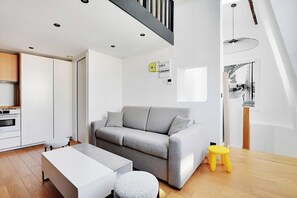 Apartment | Living area