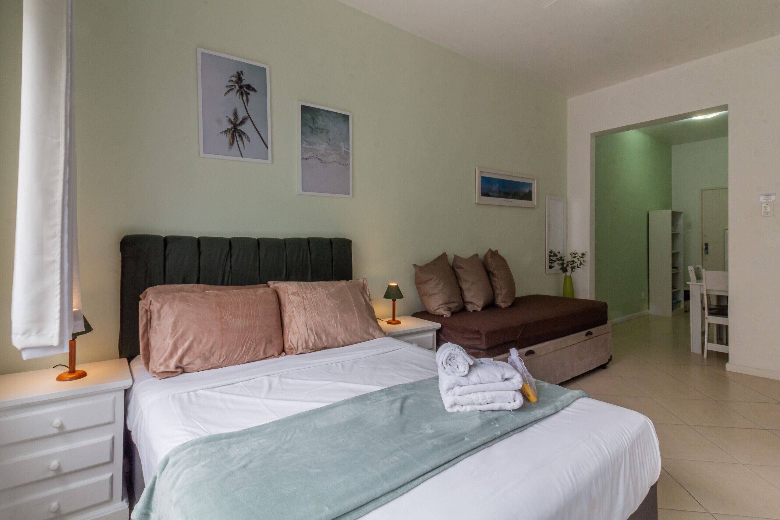 1 bedroom, iron/ironing board, travel cot, free WiFi