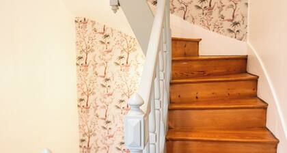 "Chez Mami" 3 star house 8 pers quiet City and train station on foot