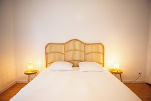 4 bedrooms, free WiFi, bed sheets