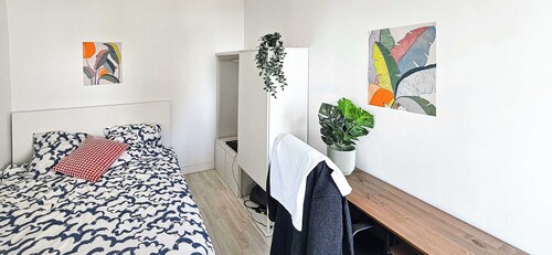 Private Room in a Shared Flat - Villeurbanne