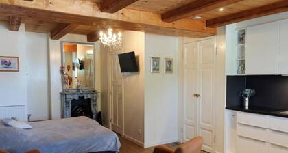 Authentic Apartment Near Schagen