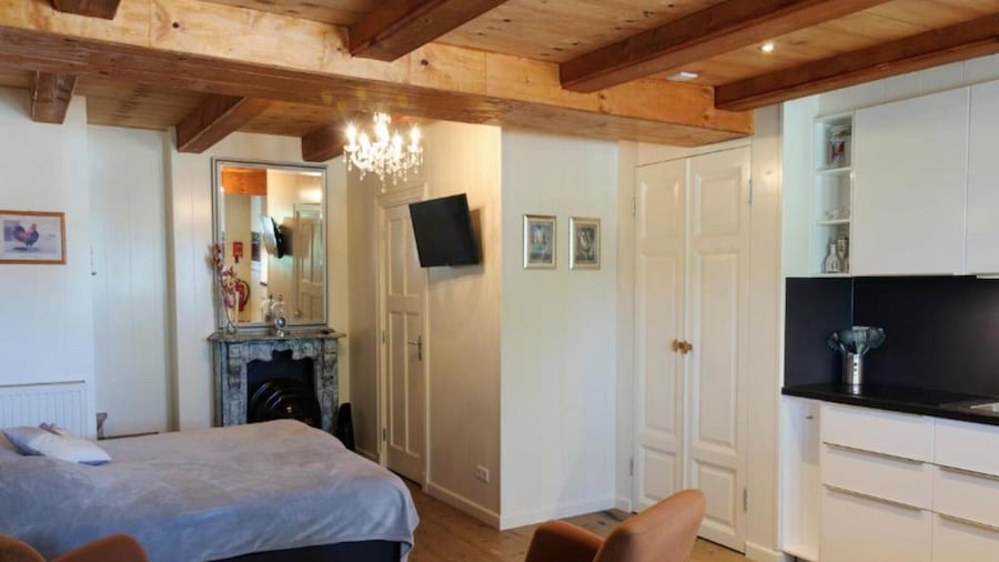 Authentic Apartment Near Schagen