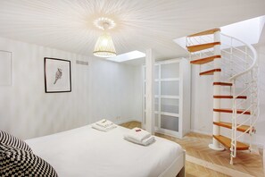 Apartment | 1 Schlafzimmer, laptopgeeigneter Arbeitsplatz, Bügeleisen/Bügelbrett