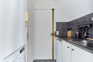 Apartment | Private kitchen