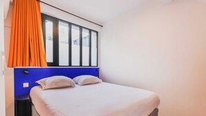 Apartment | 2 bedrooms, laptop workspace, iron/ironing board, bed sheets