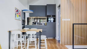 Apartment | Dining
