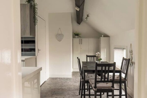 Dining - Entire apartment - Syston The Carpenters Loft (Leicestershire)