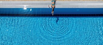 Four Seasons private villa - seaview - big heated pool - gym - sport activities