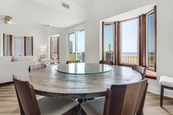 House, Multiple Beds (The Gulfview Grandeur) | Dining