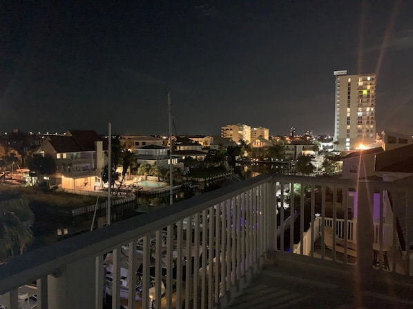 House, Multiple Beds (The Gulfview Grandeur) | Property grounds