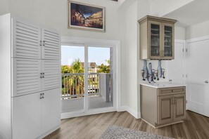 House, Multiple Beds (The Gulfview Grandeur) | Interior