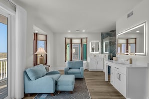 House, Multiple Beds (The Gulfview Grandeur) | Living area
