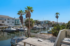 House, Multiple Beds (No Bad Days) | Marina - No Bad Days (Pensacola Beach)