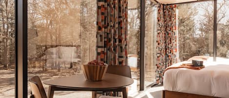 1 chambre, bureau, Wi-Fi gratuit, draps fournis