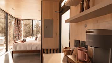 1 habitación, escritorio, wifi gratis y ropa de cama