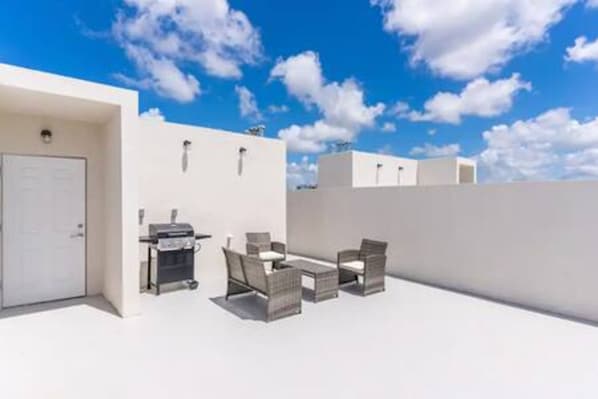 BBQ/picnic area