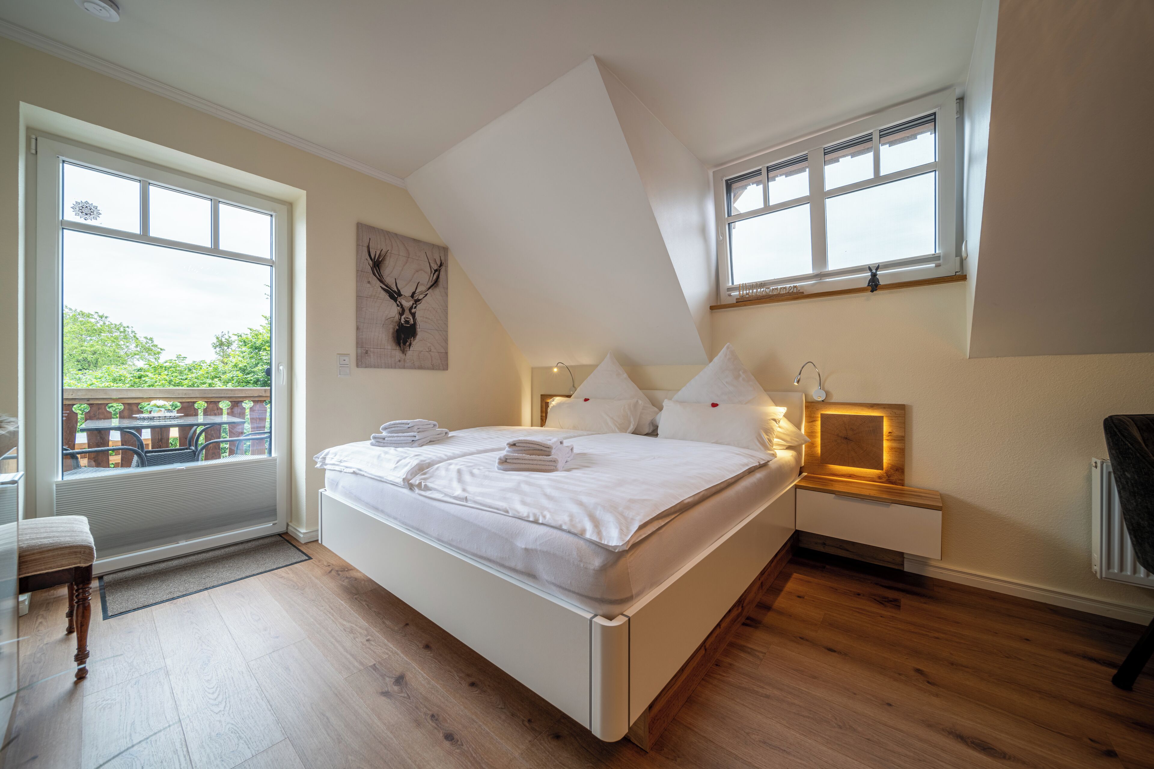 Comfort-Doppelzimmer, Balkon | Individuell eingerichtet, Verdunkelungsvorhänge, schallisolierte Zimmer