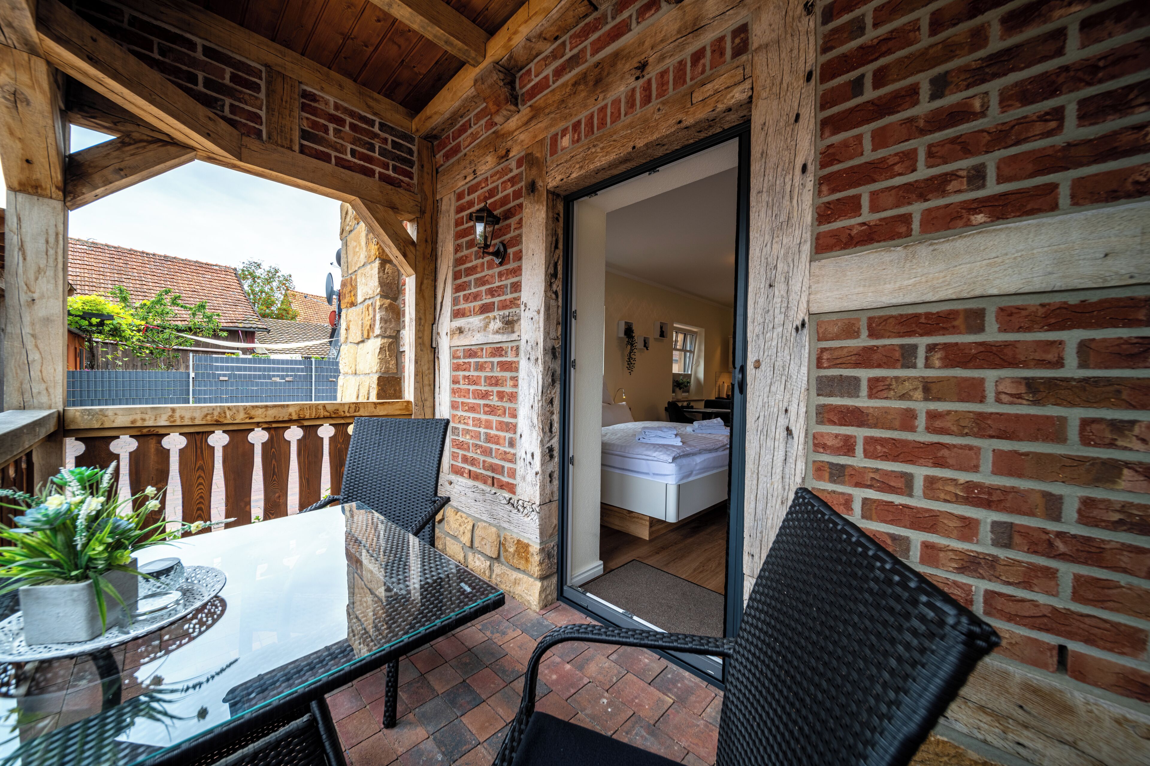 Comfort-Doppelzimmer, Blick auf den Innenhof | Terrasse/Patio