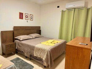 2 Schlafzimmer, Bügeleisen/Bügelbrett, kostenloses WLAN, Bettwäsche