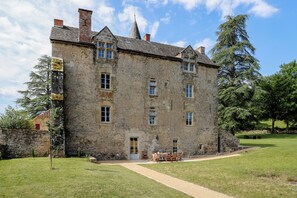 Exterior - An exceptional stay in a château with swimming pool - Luxury, charm and nature (Castanet)