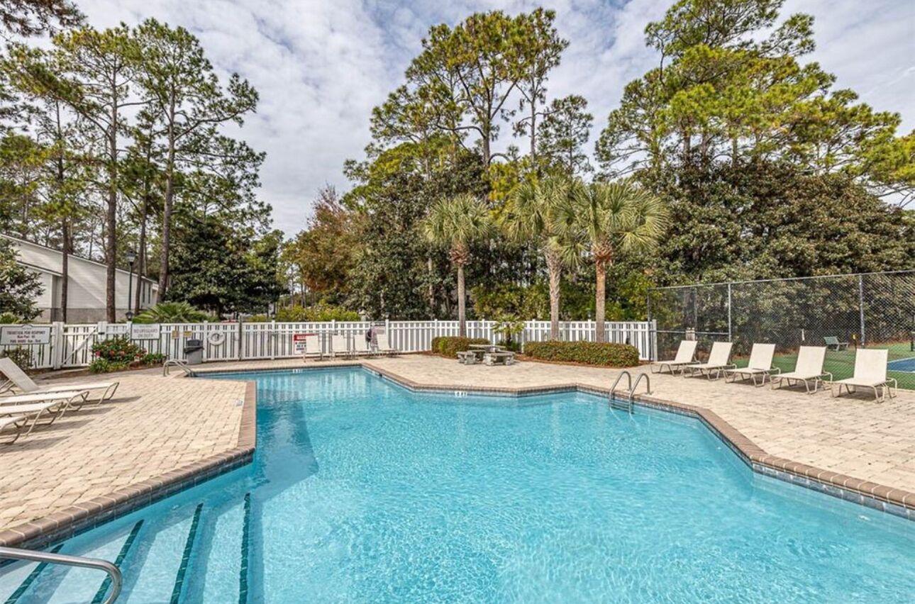 حمّام سباحة خارجي