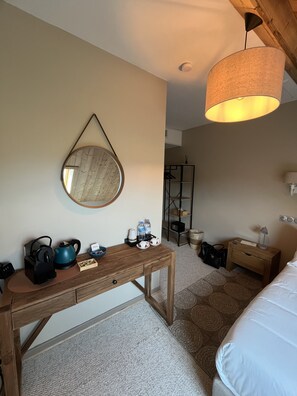 Classic Double Room | In-room safe, free WiFi