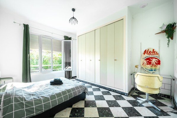 3 bedrooms, free WiFi, bed sheets