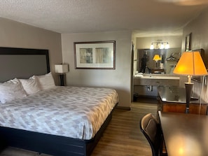 Premium King Bed, Accessible | Desk, blackout drapes, soundproofing, iron/ironing board - La Casa Inn Albany Near Tifton GA I 75 (Albany)