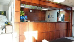 前台