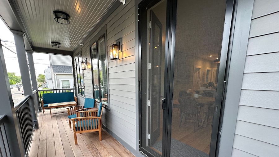 Brand New Construction 3 Unit 5 Bed Property