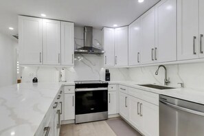 Private kitchen - Renovated Modern Home with Big Pool & Ocean Access (North Fort Myers)