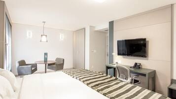 1 camera, ferro/asse da stiro, Wi-Fi, lenzuola