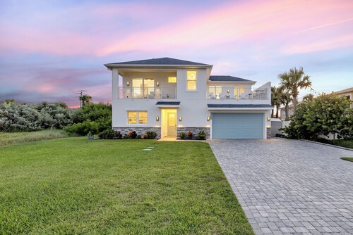 *New Luxury Home*
Ponce Inlet's Surf Villa