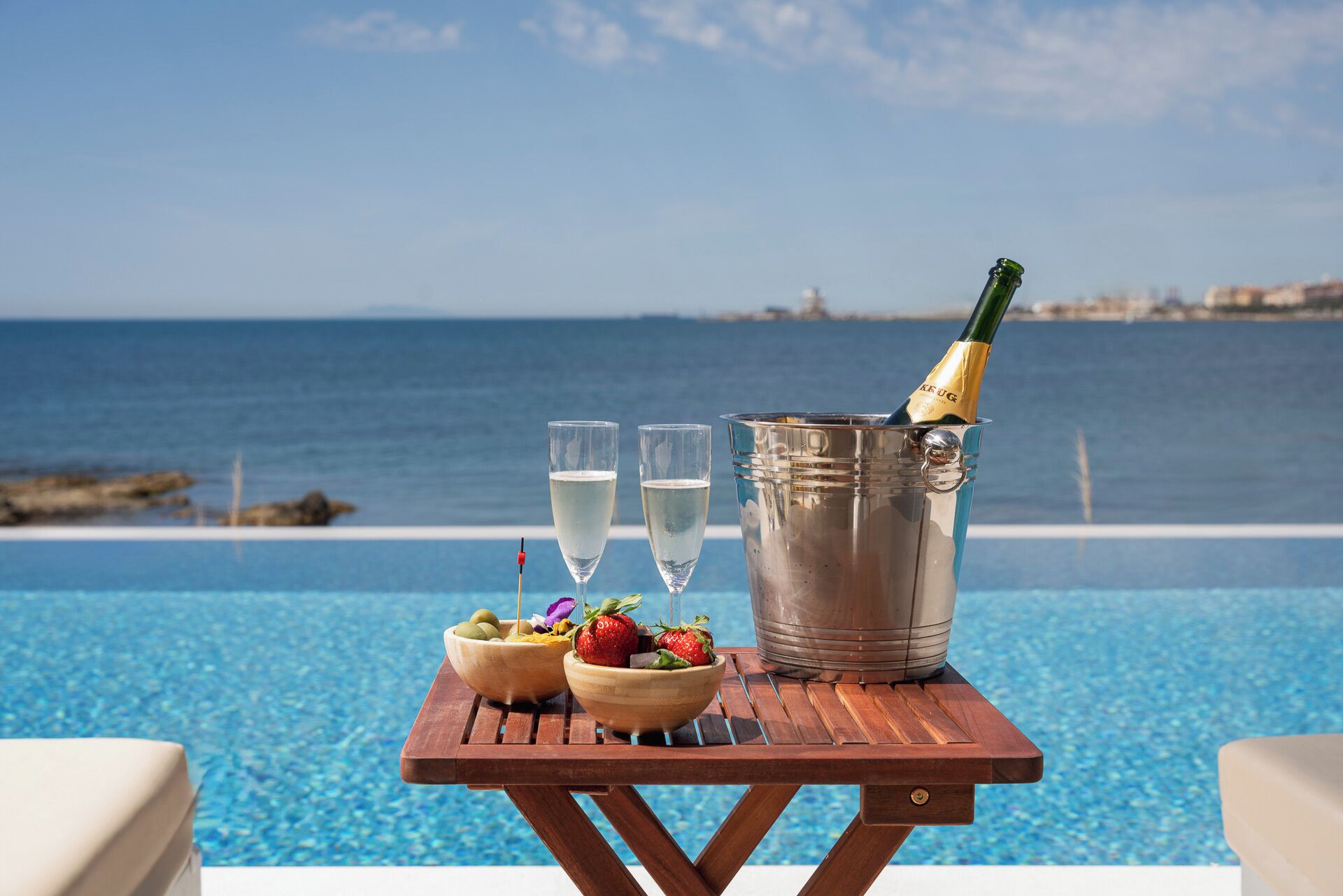 Poolbar