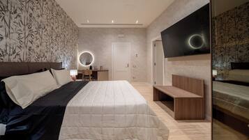 Free minibar, in-room safe, blackout curtains, free cots/infant beds