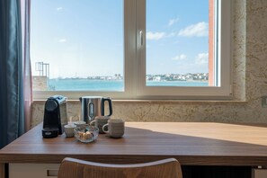 Free minibar, in-room safe, blackout curtains, free cots/infant beds