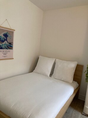 1 bedroom, Internet, bed sheets - Travel Tokyo - Private shared room (Sens)