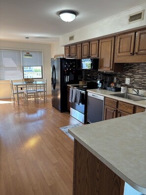 Microwave, oven, dishwasher