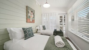 3 bedrooms, iron/ironing board, free WiFi