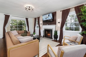 Smart TV, fireplace, video games