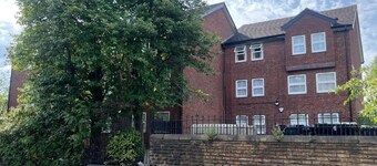 Bright & Cozy Triple Room • En-Suite • Great Location