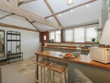 Dining. The Old Cart Shed