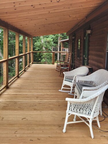 Wildflower Hill Cabin