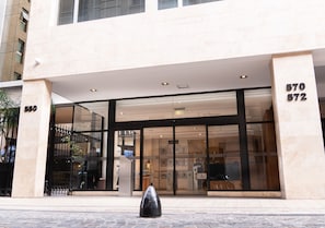 Façana frontal de l'allotjament