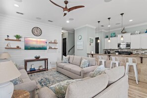 House, Multiple Beds (Destin Daydream) | Living area - Destin Daydream (Destin)