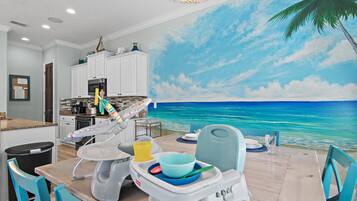 House, Multiple Beds (Destin Daydream) | Private kitchen