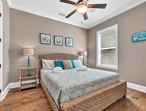 House, Multiple Beds (Destin Daydream)