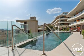 Pool - Valley | Sea view - pool - terrace (Fuengirola)